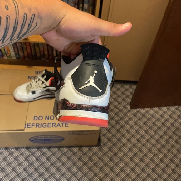 Retro 4 - Picture 2 of 6